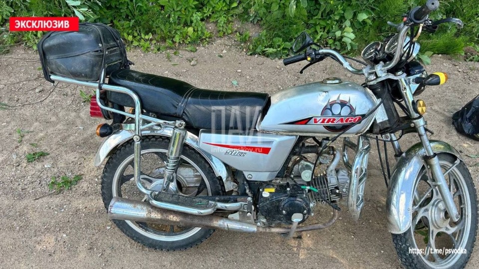 В Стругокрасненском районе сбивший пешехода мопедист скрылся с места ДТП В Стругокрасненском районе сбивший пешехода мопедист скрылся с места ДТП