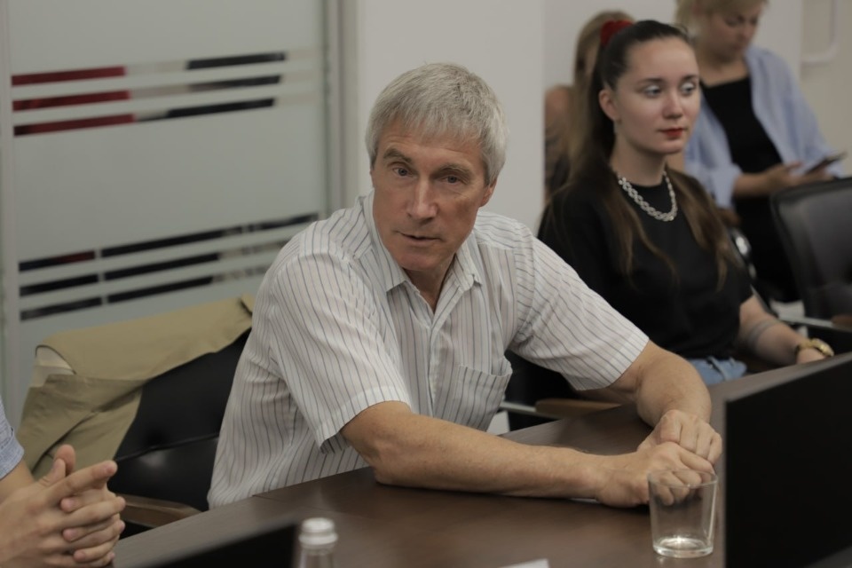 В Псковскую область приехал космонавт Сергей Крикалёв