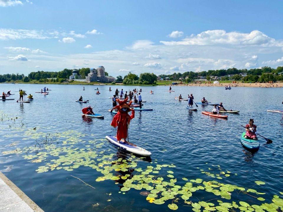 На реке Великой в Пскове вновь прошел «Псков Sup Фест»