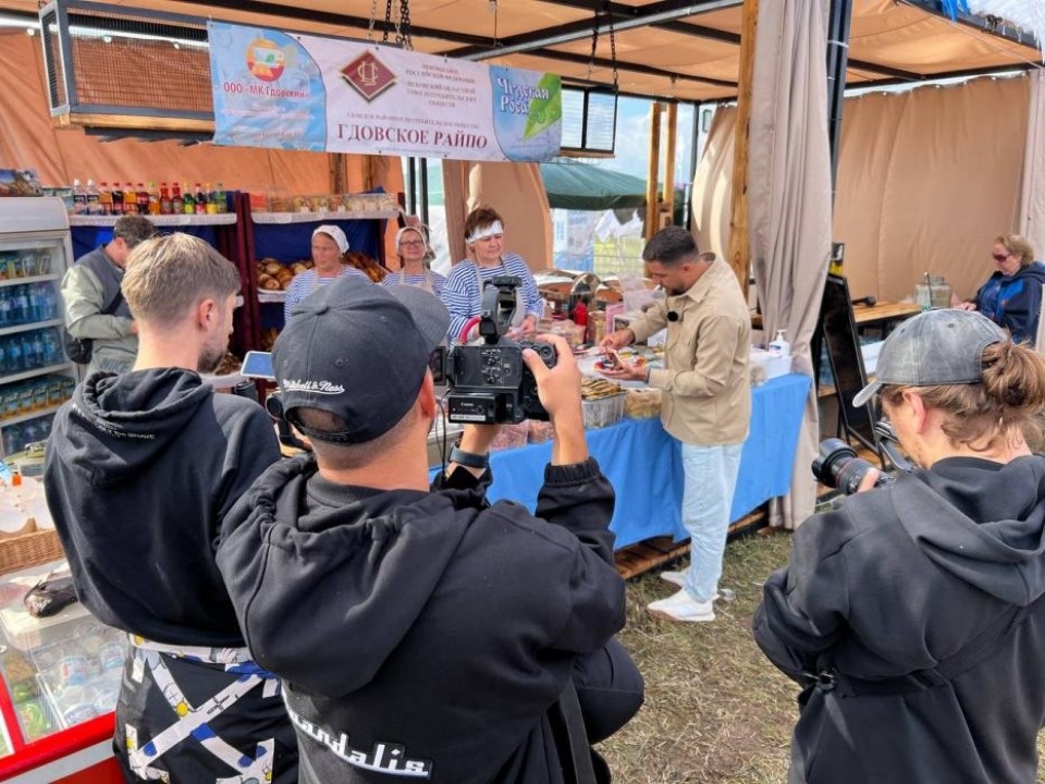 «Наше море» стало местом съемок программы «Гастротур» для телеканала «Пятница»