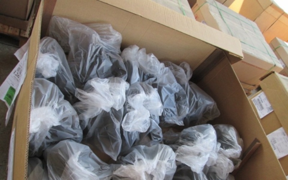 Автозапчасти почти на 2,5 млн рублей выявили псковские таможенники в вагоне следовавшего в Узбекистан поезда