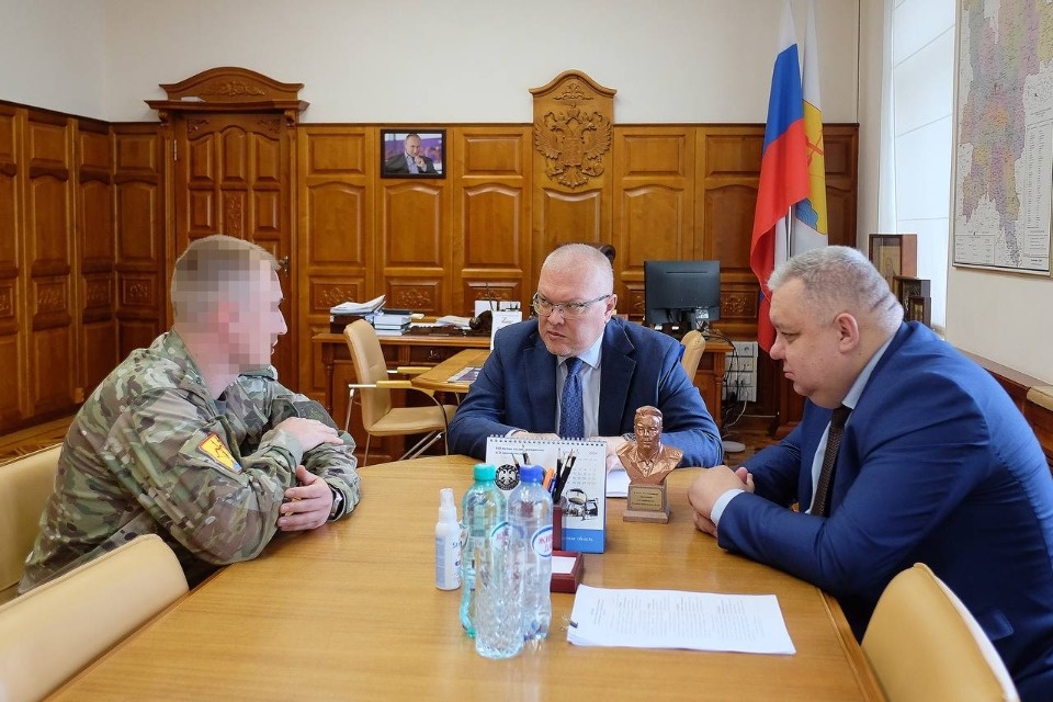 Губернатор Кировской области передал псковской дивизии беспилотники