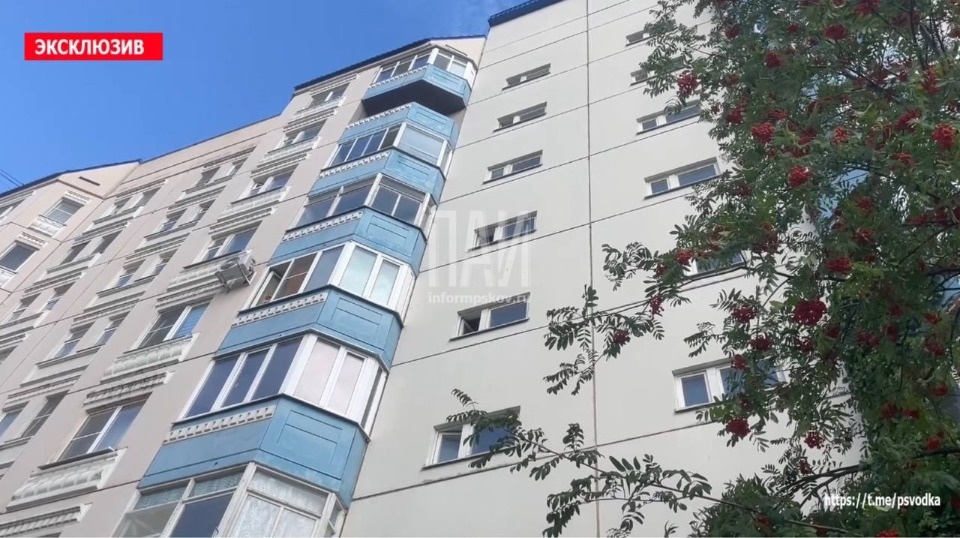 В Пскове при падении из окна многоэтажного дома погиб шестилетний ребенок В Пскове при падении из окна многоэтажного дома погиб шестилетний ребенок