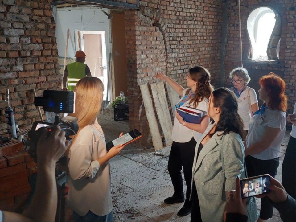 27 кадровых центров капитально ремонтируют в Псковской области