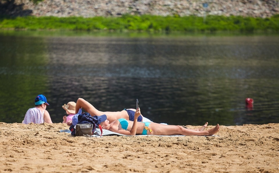 Роспотребнадзор опубликовал список псковских водоемов, пригодных для купания