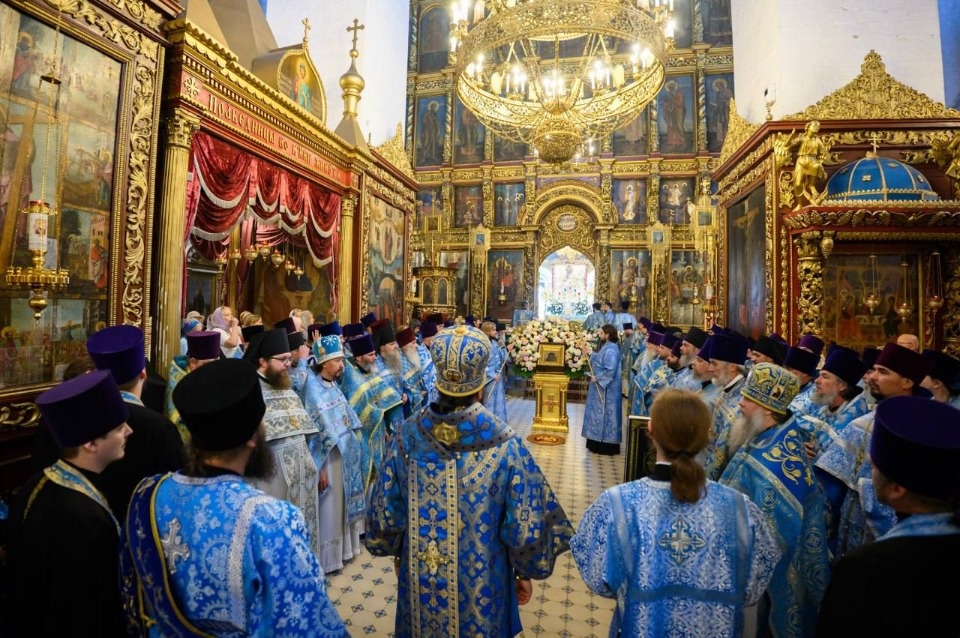 Всероссийский молебен о Победе прошел в Псковском кремле 16 августа