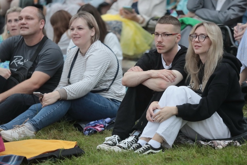 Музыка над водной гладью