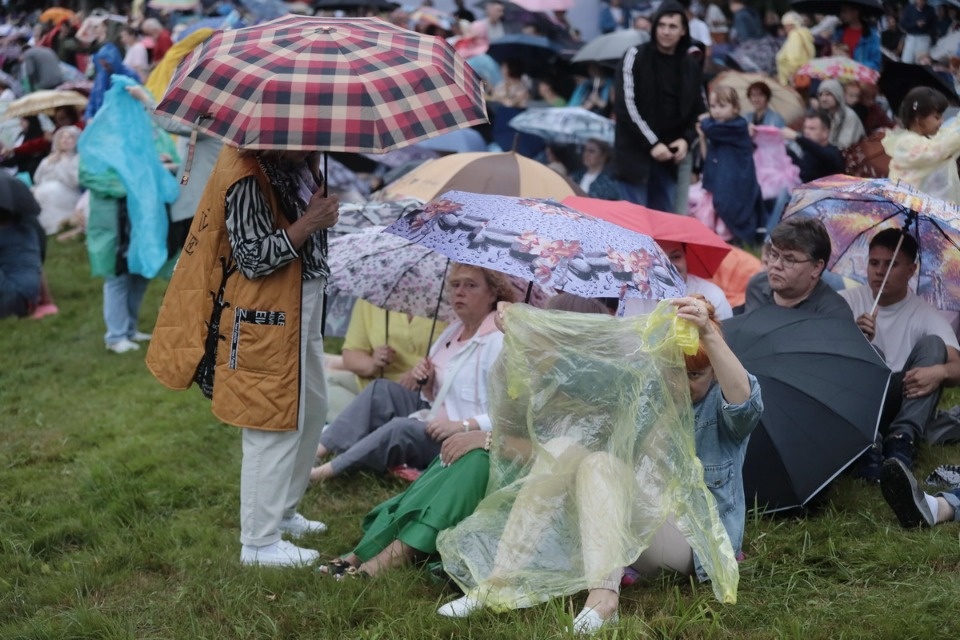 Музыка над водной гладью