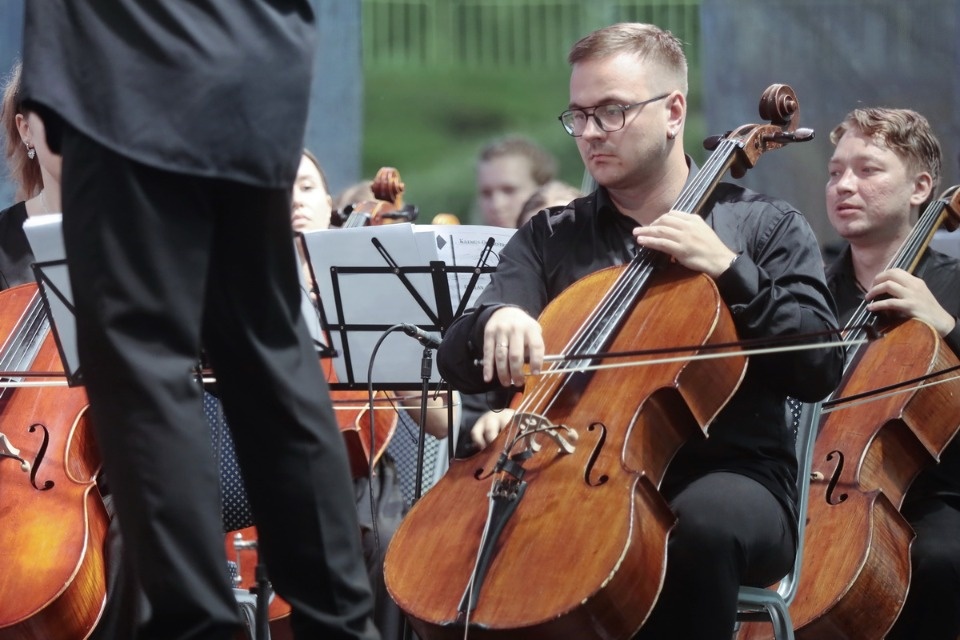 Музыка над водной гладью