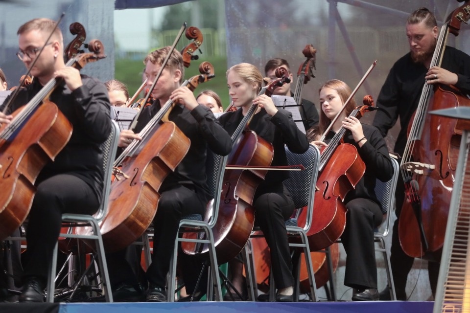 Музыка над водной гладью