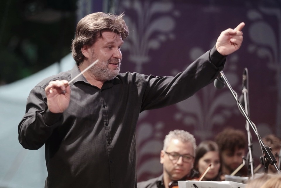 Музыка над водной гладью