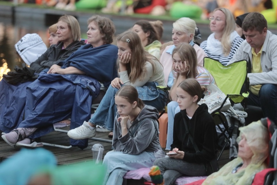 Музыка над водной гладью