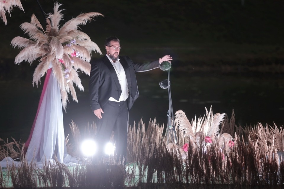 Музыка над водной гладью