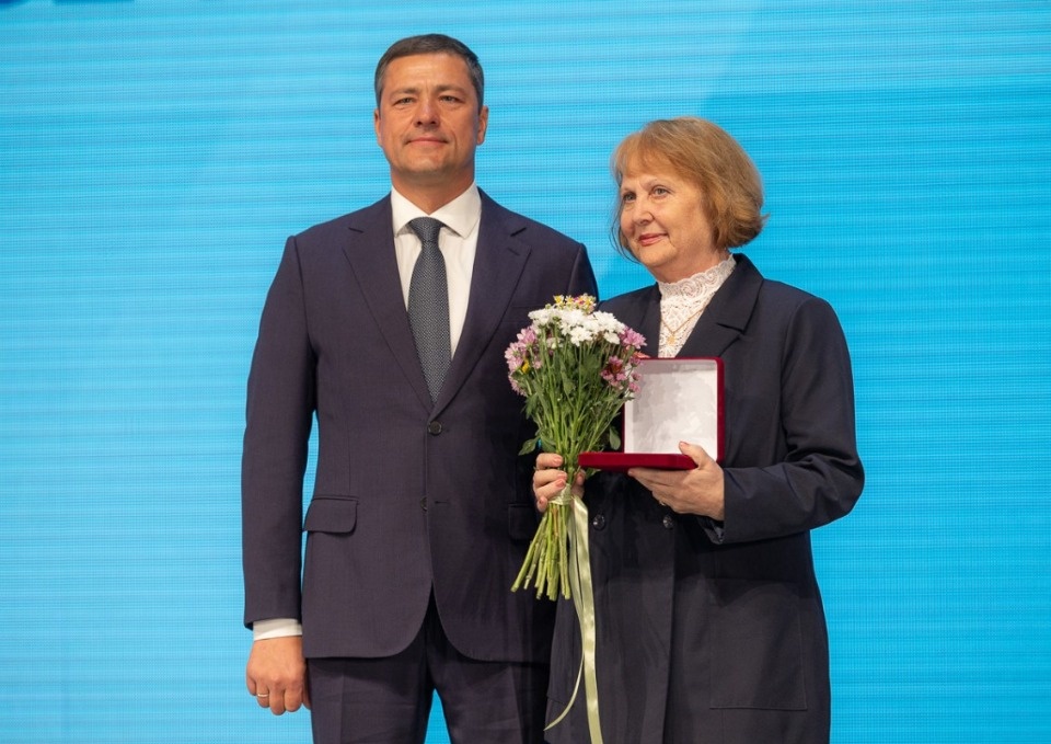 В Псковской области наградили работников сферы образования