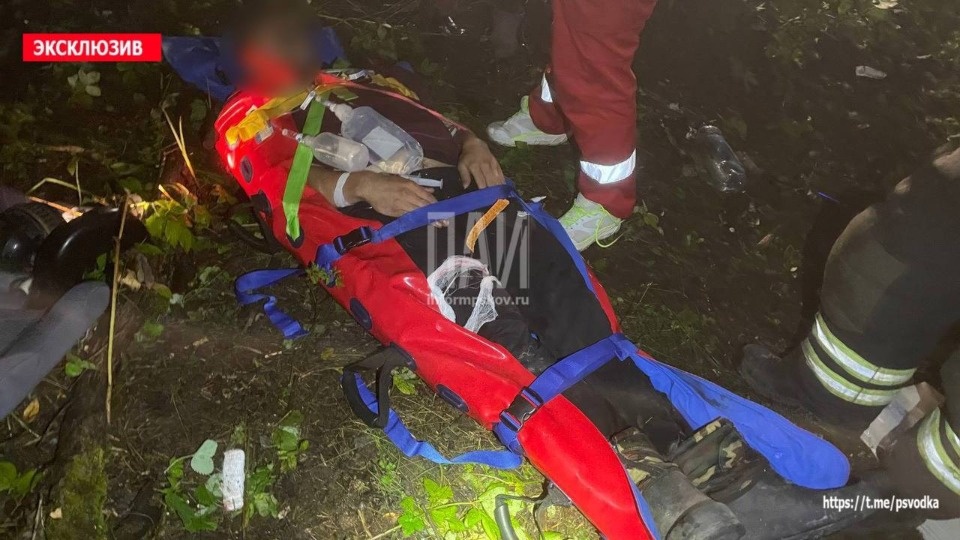 Пьяного водителя доставили в больницу в результате ДТП в Печорском районе Пьяного водителя доставили в больницу в результате ДТП в Печорском районе