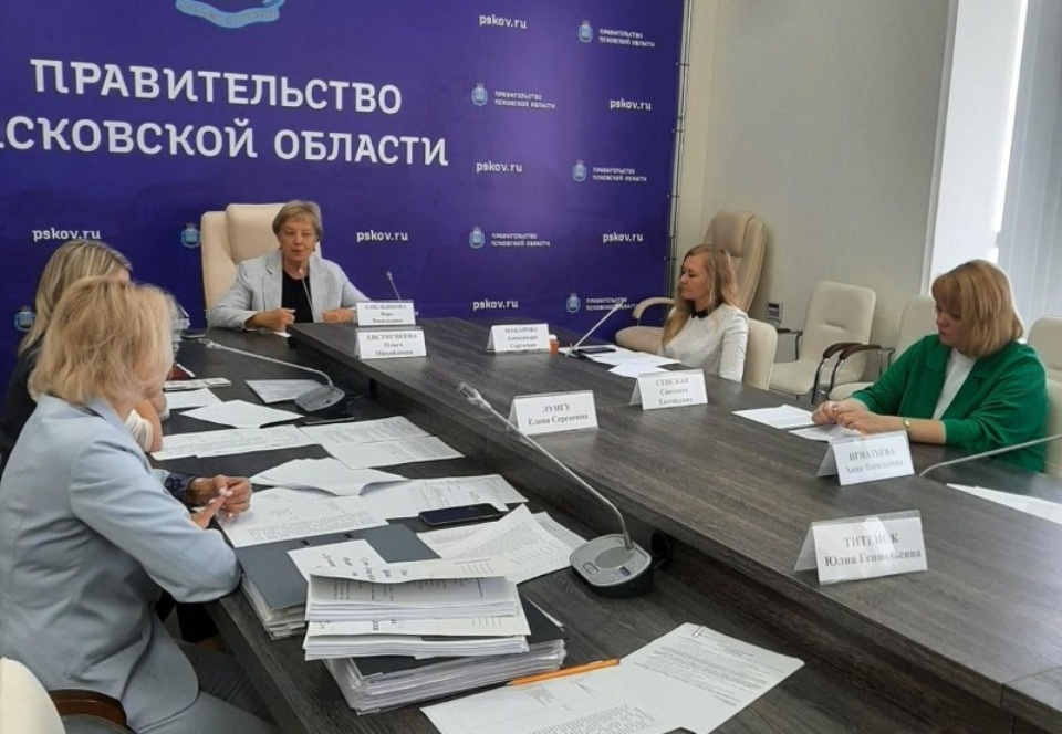 75 заявок поступили на конкурс «Многодетная семья года» в Псковской области