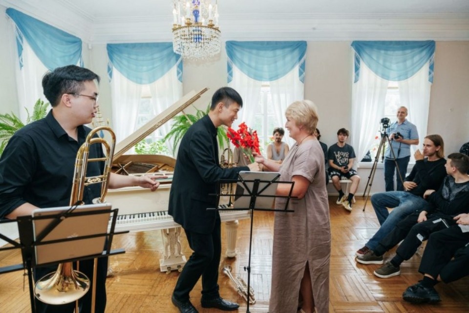 Музыканты из семи стран поучаствовали в завершившейся в Псковской области молодежной арт-экспедиции