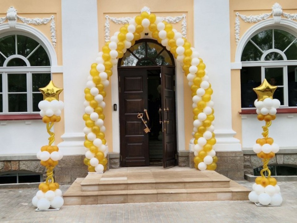 Печорская лингвистическая гимназия после реконструкции открыла двери для учеников