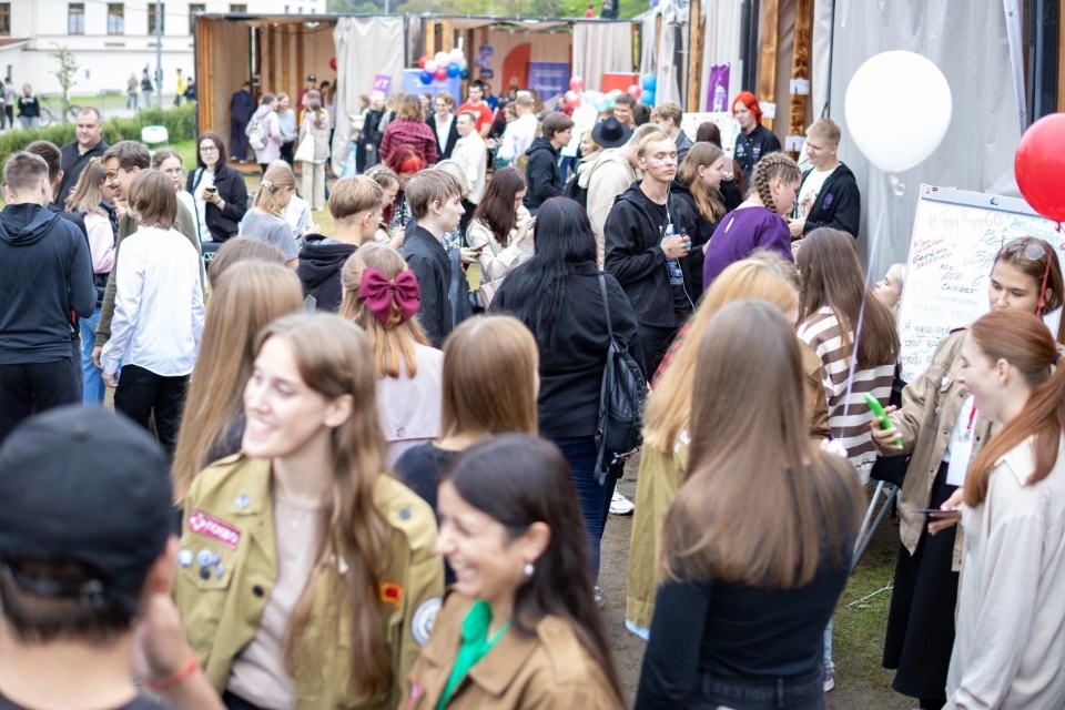 5,5 тысяч человек поучаствовали в Дне знаний в Псковской области