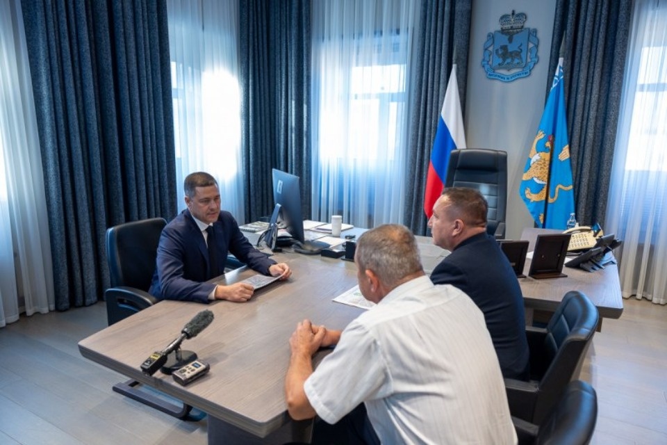 Опыт развития системы ТОС Дновского района отметил Михаил Ведерников