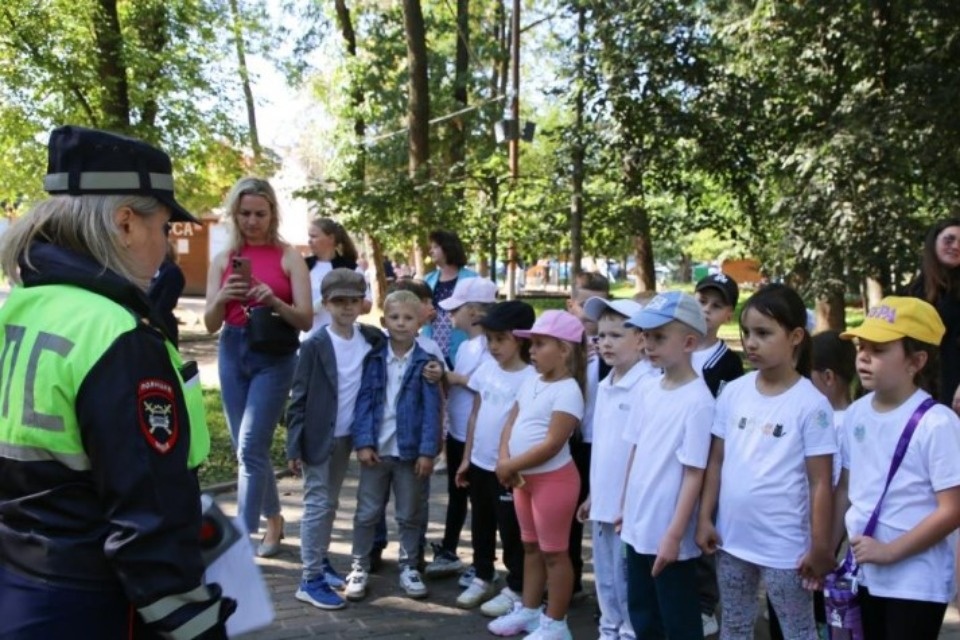 Акция «Безопасность детства в летний период» завершилась занятием для почти 100 первоклашек