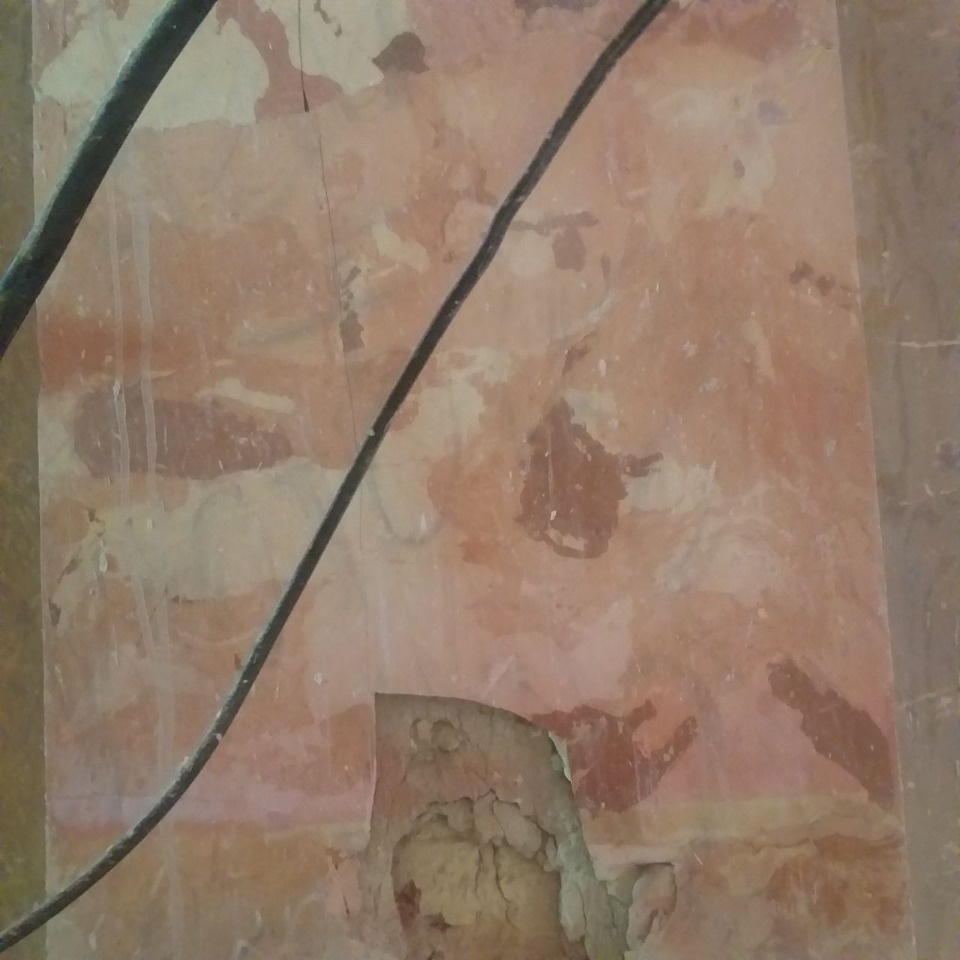 Реставраторы изготовят искусственный мрамор по старым технологиям для храма в Порховском районе 