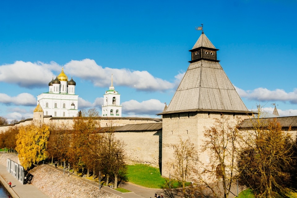 До +28 градусов прогреется воздух в Псковской области 13 сентября