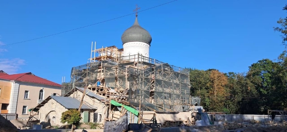 В Пскове продолжают реставрировать церковь Николы со Усохи В Пскове продолжают реставрировать церковь Николы со Усохи