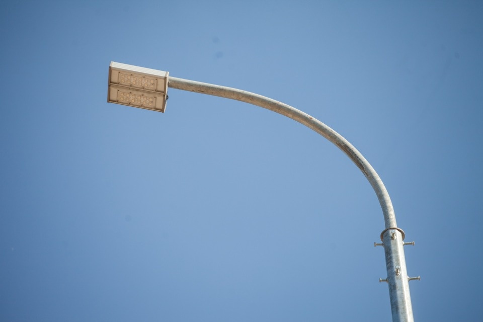 Линии наружного освещения установят на двух улицах в Пскове до конца года