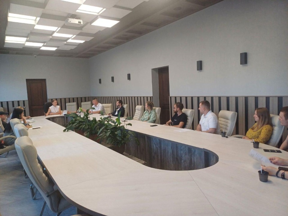 Игорь Иванов дал старт подготовке к традиционному Форуму работающей молодежи Псковской области