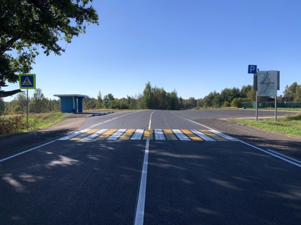  Участок приграничной трассы обновили в Псковской области по нацпроекту