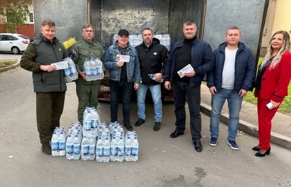 Профсоюзы передали благотворительную помощь защитникам Родины 