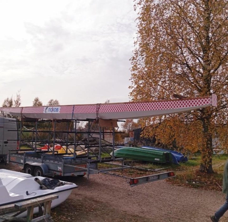 В Пскове на воду впервые спустят 20-местную лодку «Дракон»