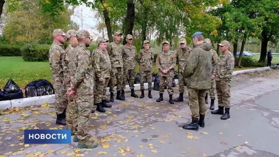 На службу в Вооруженных Силах России отправилась еще одна группа псковских контрактников