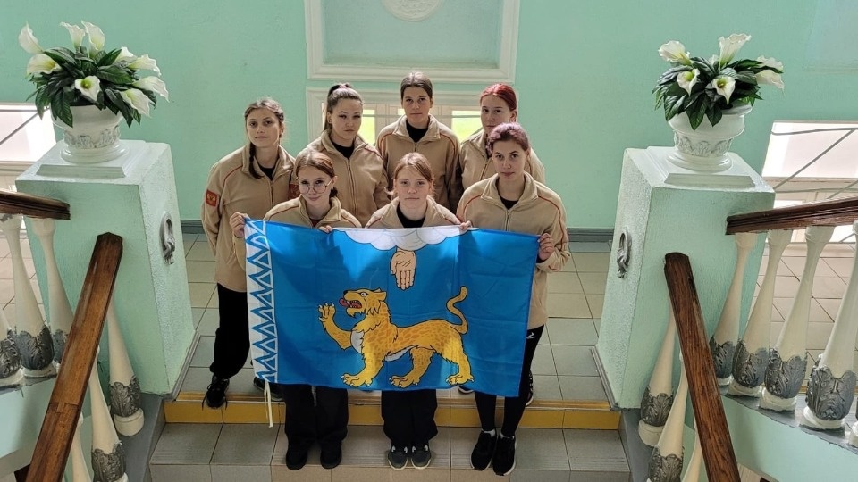 А ну-ка, юнармейцы!