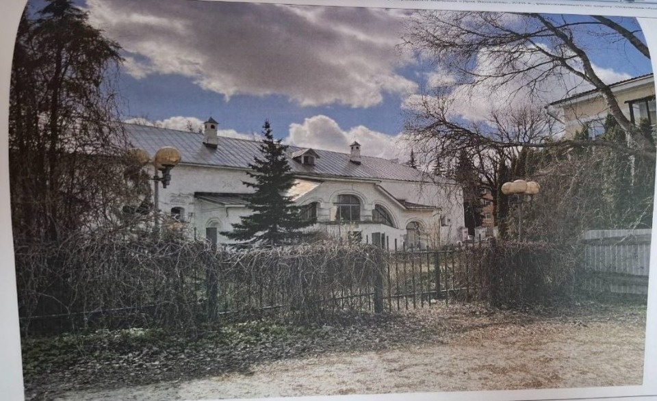 Росимущество хочет отобрать палаты Меньшиковых в Пскове у нынешнего владельца