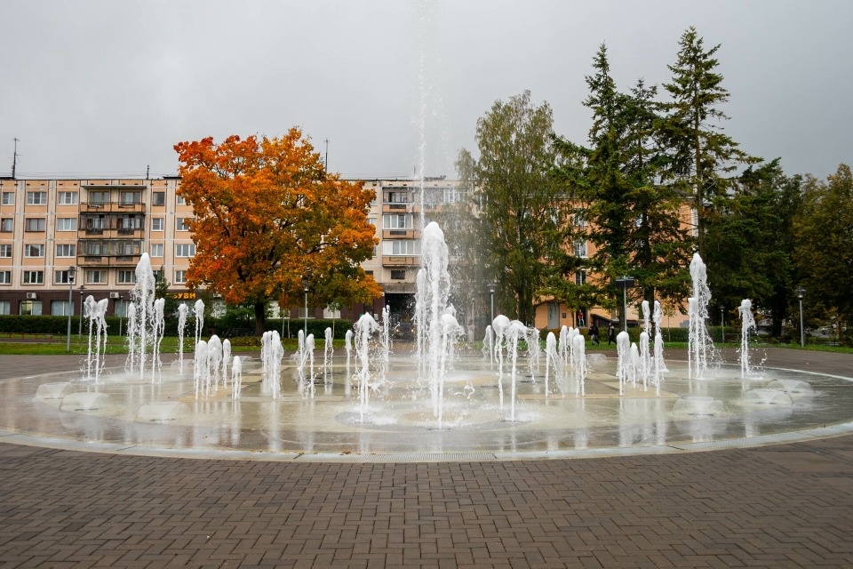 18 и 19 октября в Пскове покажут последнее в этом сезоне световое шоу у фонтана на Четырех углах