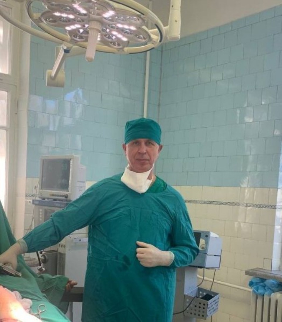 Псковский врач-хирург вернулся из командировок в Запорожскую и Курскую области