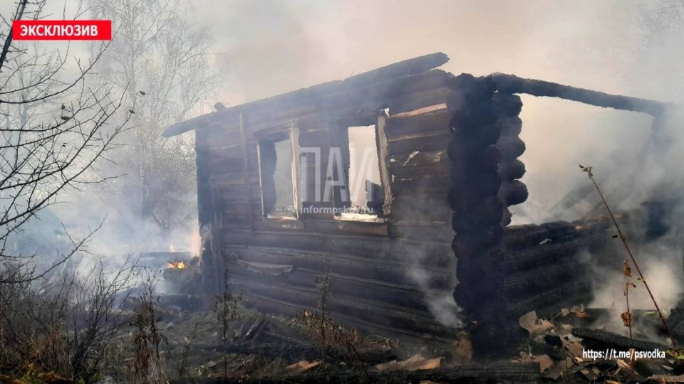 Тело мужчины обнаружили в сгоревшем доме в Дновском районе Тело мужчины обнаружили в сгоревшем доме в Дновском районе