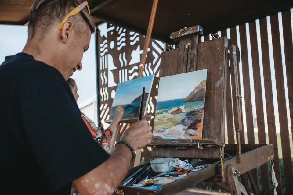 Псковичи могут принять участие в Международном конкурсе молодых художников «Картина мира» Псковичи могут принять участие в Международном конкурсе молодых художников «Картина мира»