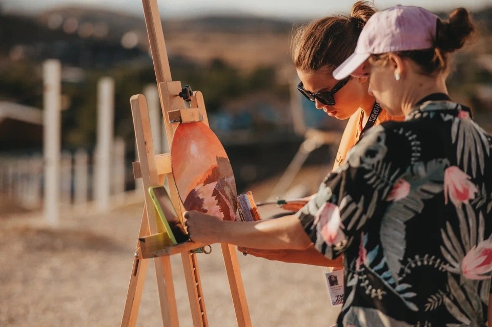 Псковичи могут принять участие в Международном конкурсе молодых художников «Картина мира» Псковичи могут принять участие в Международном конкурсе молодых художников «Картина мира»