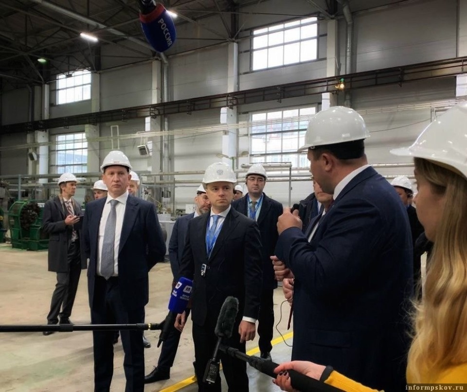 Замминистра промышленности и торговли России принял участие в запуске завода «Севкабель» в Пскове