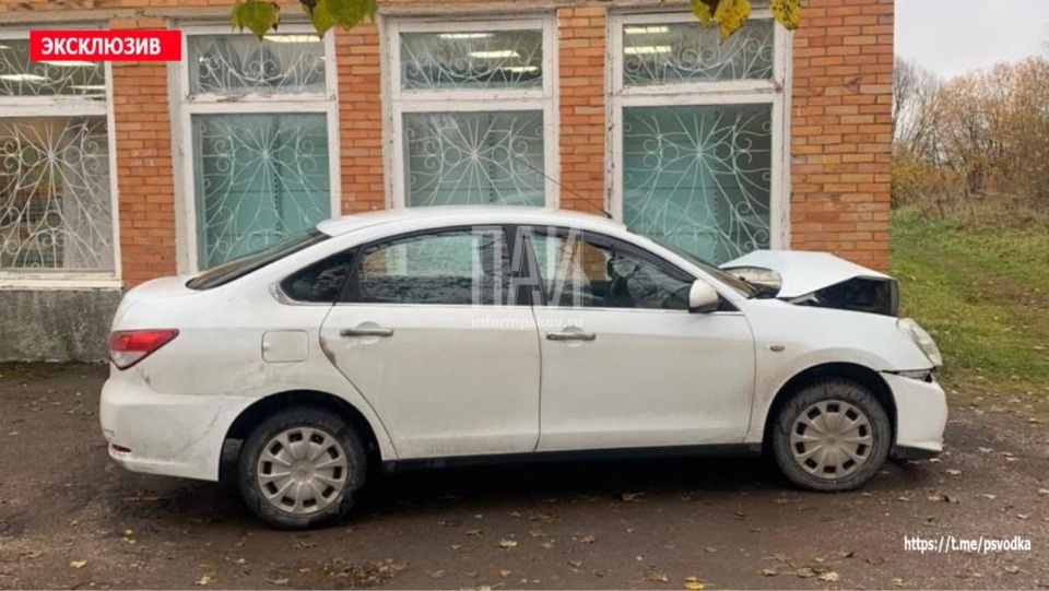 Водителя доставили в больницу после ДТП в Печорском районе Водителя доставили в больницу после ДТП в Печорском районе