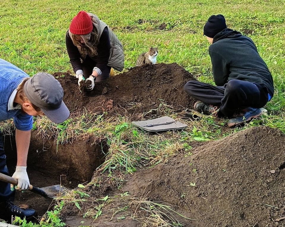 В деревне Брод Печорского района завершилась археологическая разведка
