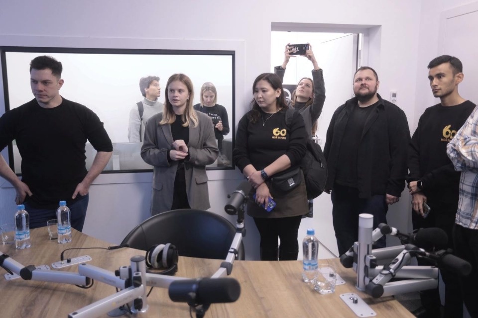 Госмедиахолдинг Псковской области посетили участники всероссийского образовательного форума «Шум» Госмедиахолдинг Псковской области посетили участники всероссийского образовательного форума «Шум»