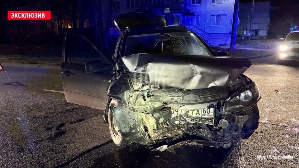 Виновник ДТП с пострадавшими скрылся с места происшествия в Пскове Виновник ДТП с пострадавшими скрылся с места происшествия в Пскове