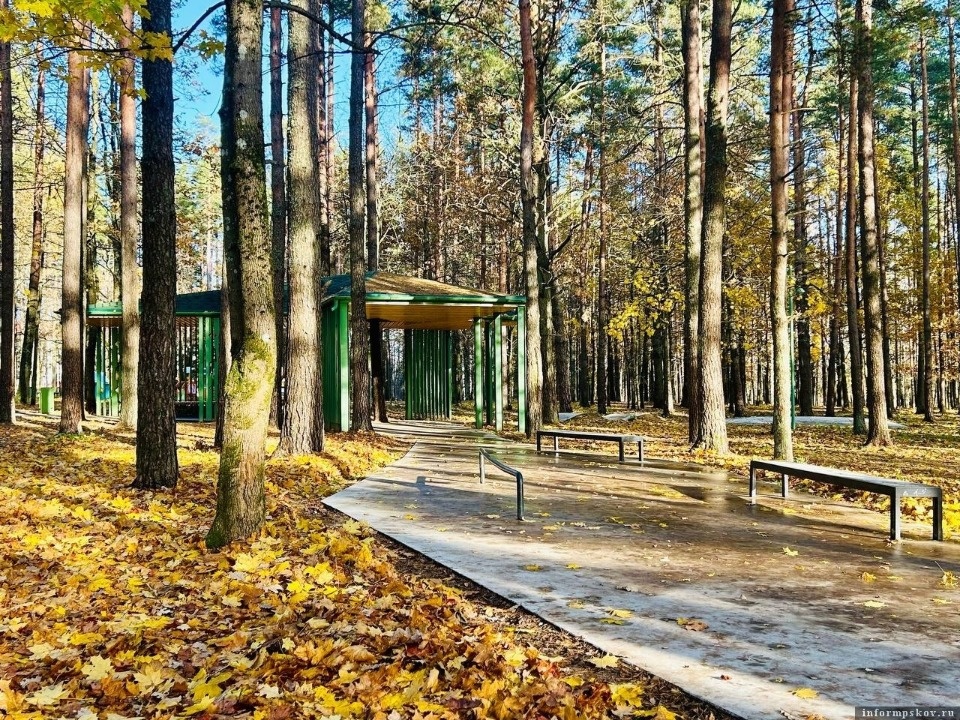 Работы в парке «Лукоморье» в Пушкиногорском районе завершаются Работы в парке «Лукоморье» в Пушкиногорском районе завершаются