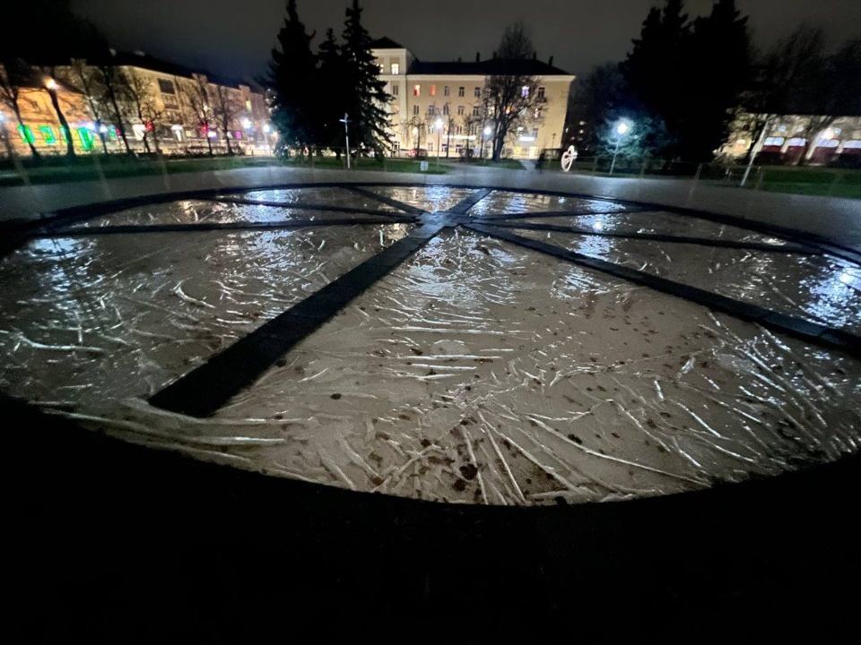 Мультимедийный фонтан на Четырёх углах в Пскове законсервировали на зиму