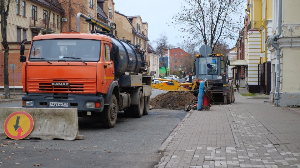 В Пскове обнаружили фрагмент деревянной линии канализации XVIII века