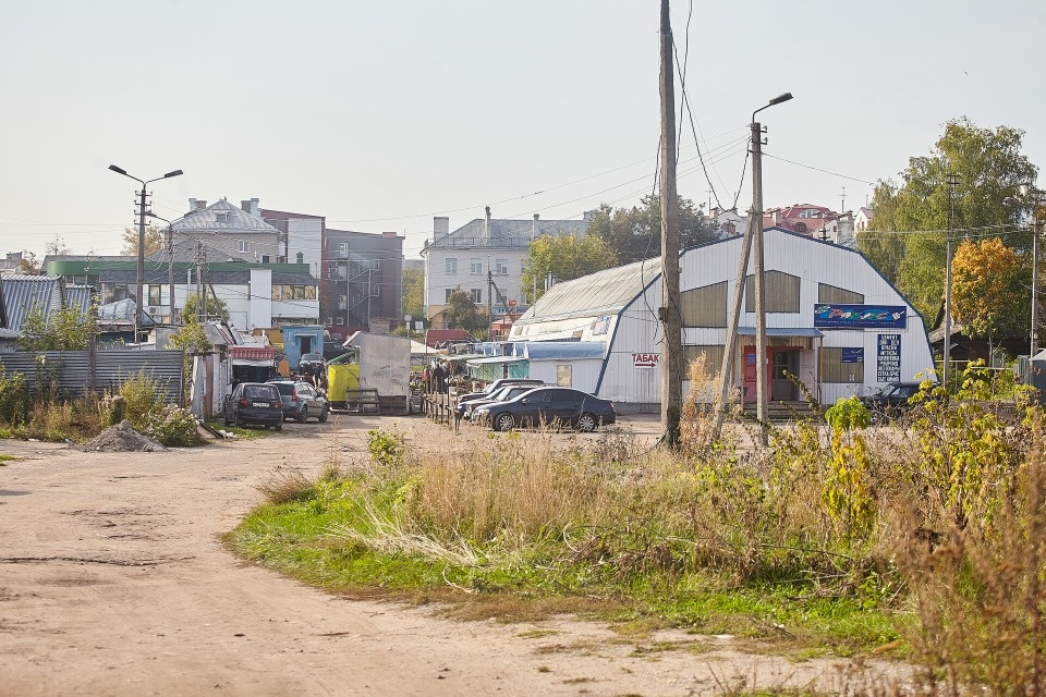 Торгово-культурный комплекс появится на месте павильонов на Четырех углах в Пскове
